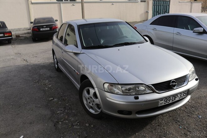 Opel Vectra 2000, 360,000 km - 1.8 l - Bərdə