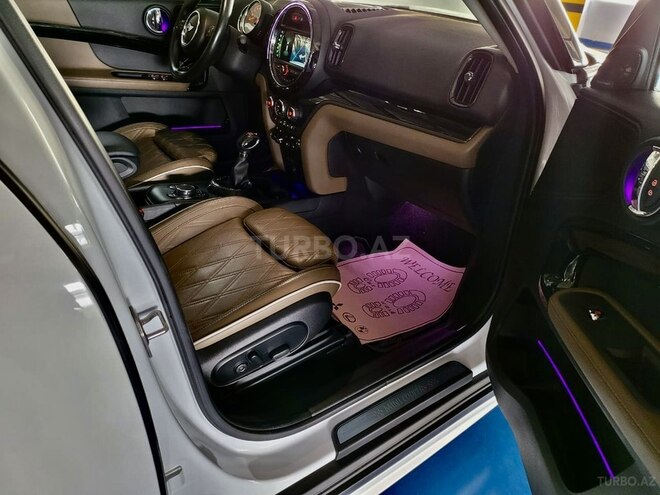 Mini Countryman 2017, 38,000 km - 2.0 л - Bakı