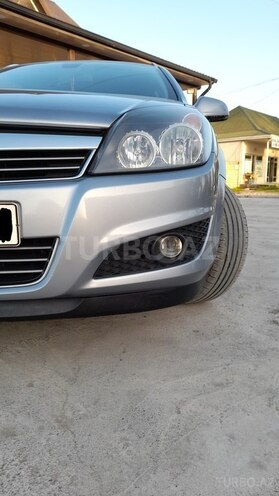 Opel Astra 2010, 141,000 km - 1.4 l - Xaçmaz