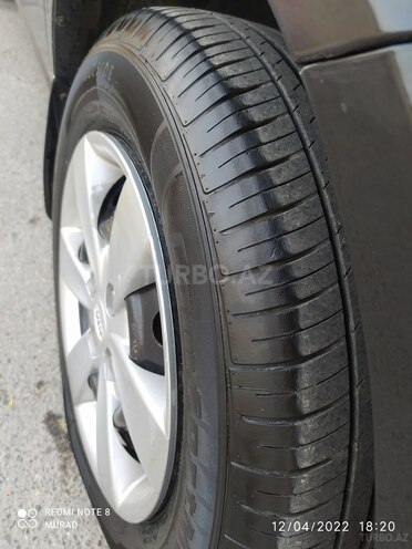 Kia Rio 2009, 311,000 km - 1.4 л - Xaçmaz