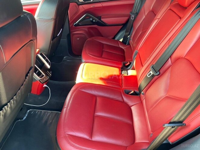 Porsche Cayenne GTS 2015, 88,000 km - 3.6 l - Bakı