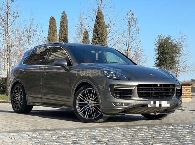 Porsche Cayenne GTS 2015, 88,000 km - 3.6 l - Bakı