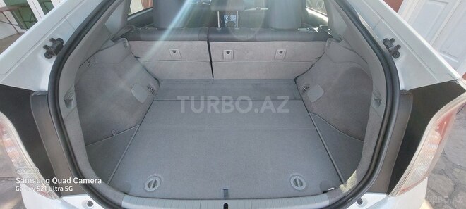 Toyota Prius 2014, 260,500 km - 1.8 l - Qazax