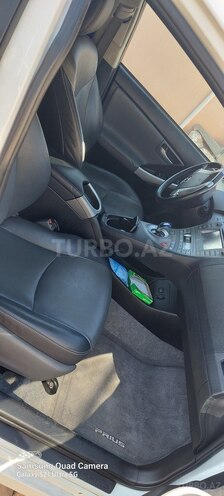 Toyota Prius 2014, 260,500 km - 1.8 l - Qazax