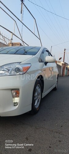Toyota Prius 2014, 260,500 km - 1.8 l - Qazax