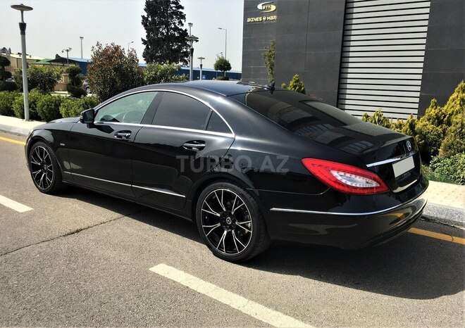 Mercedes CLS 350 2011, 170,000 km - 3.5 л - Bakı