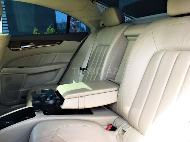 Mercedes CLS 350 2011, 170,000 km - 3.5 л - Bakı