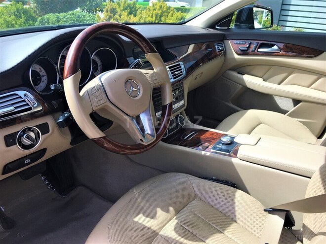 Mercedes CLS 350 2011, 170,000 km - 3.5 л - Bakı