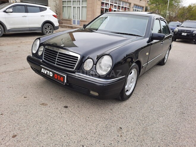 Mercedes E 240 1998, 328,000 km - 2.4 l - Sumqayıt