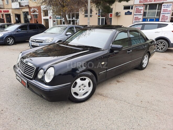 Mercedes E 240 1998, 328,000 km - 2.4 l - Sumqayıt