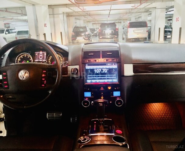 Volkswagen Touareg 2005, 189,000 km - 4.2 л - Bakı