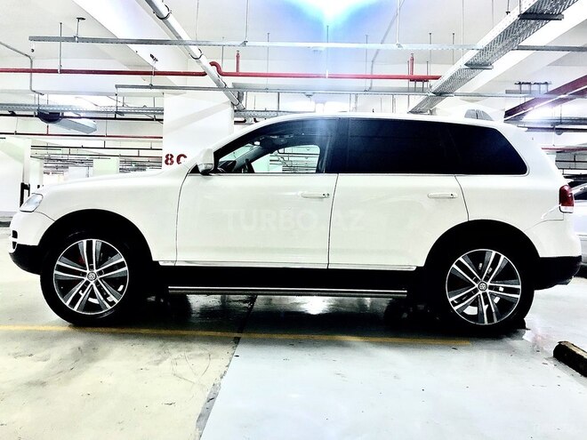 Volkswagen Touareg 2005, 189,000 km - 4.2 л - Bakı