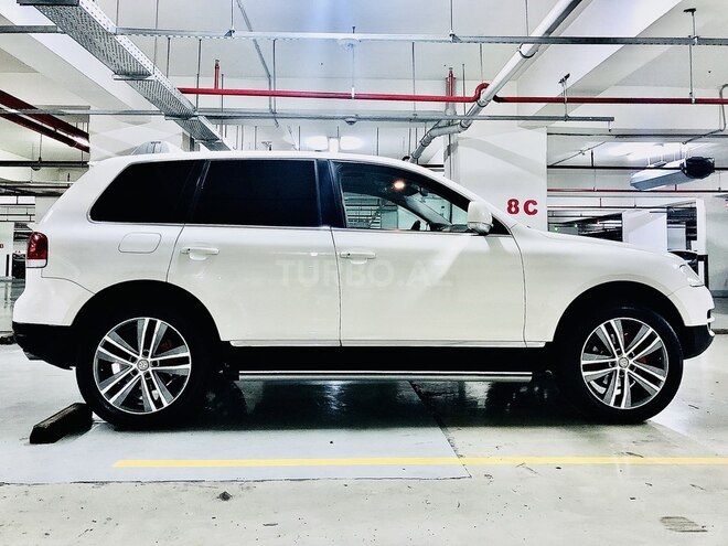 Volkswagen Touareg 2005, 189,000 km - 4.2 л - Bakı