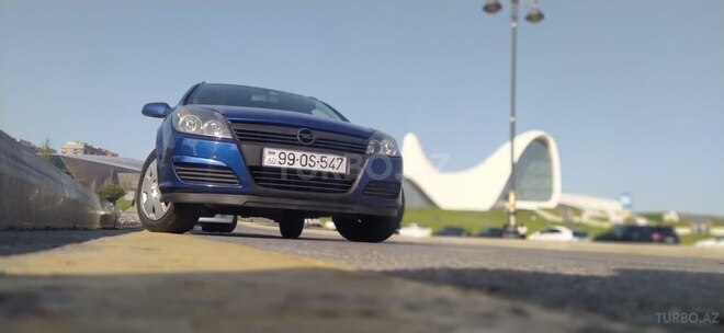 Opel Astra 2005, 286,000 km - 1.4 l - Bakı