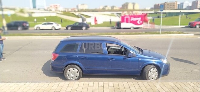 Opel Astra 2005, 286,000 km - 1.4 l - Bakı