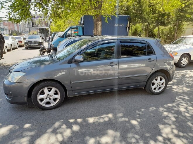 Toyota Corolla 2006, 242,000 km - 1.4 л - Bakı