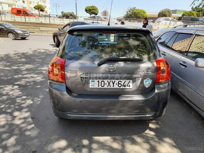 Toyota Corolla 2006, 242,000 km - 1.4 л - Bakı