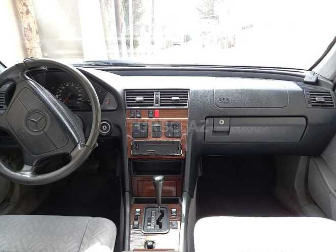 Mercedes C 220 1993, 390,000 km - 2.2 л - Bakı