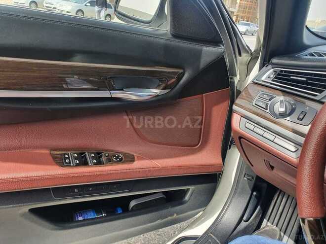 BMW 750 2009, 200,000 km - 4.4 l - Bakı