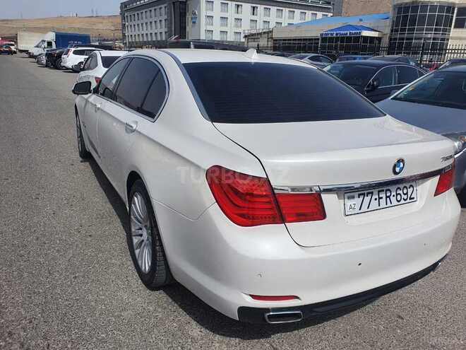 BMW 750 2009, 200,000 km - 4.4 l - Bakı