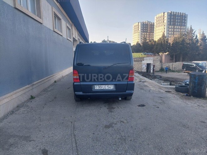 Mercedes Vito 2002, 137,000 km - 2.2 l - Bakı