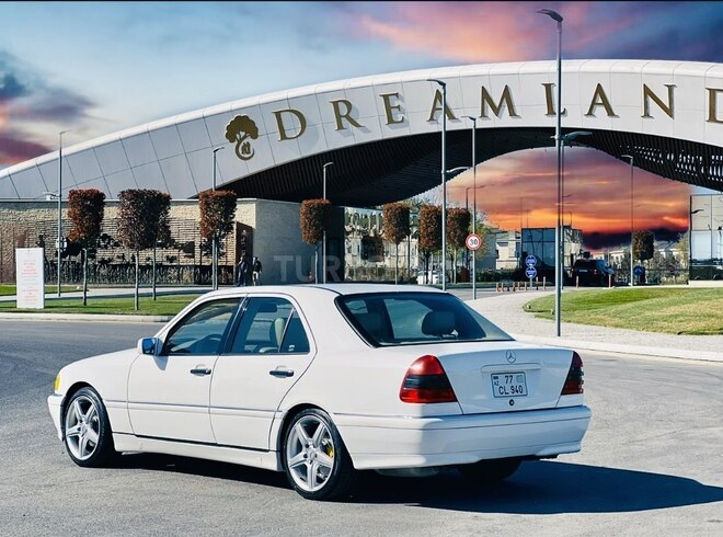 Mercedes C 230 1999, 175,000 km - 2.3 l - Bakı