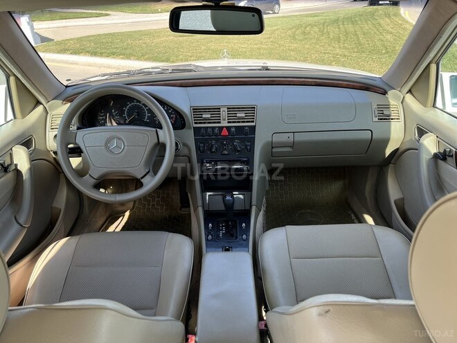 Mercedes C 230 1999, 175,000 km - 2.3 l - Bakı