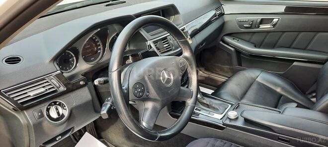 Mercedes E 220 2010, 190,000 km - 2.2 l - Bakı