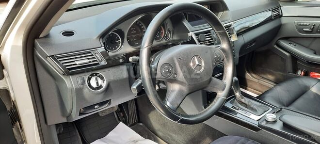 Mercedes E 220 2010, 190,000 km - 2.2 l - Bakı