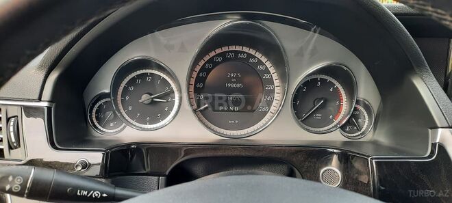 Mercedes E 220 2010, 190,000 km - 2.2 l - Bakı