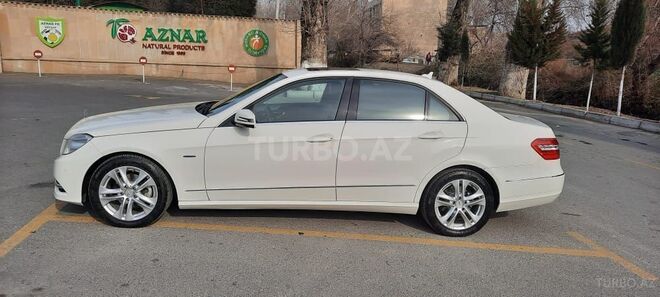 Mercedes E 220 2010, 190,000 km - 2.2 l - Bakı