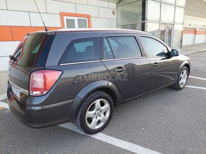 Opel Astra 2010, 157,000 km - 1.3 л - Bakı