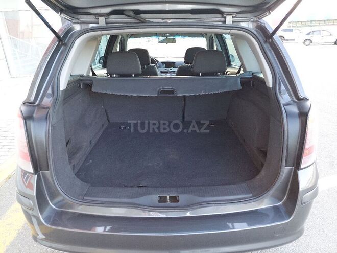 Opel Astra 2010, 157,000 km - 1.3 л - Bakı