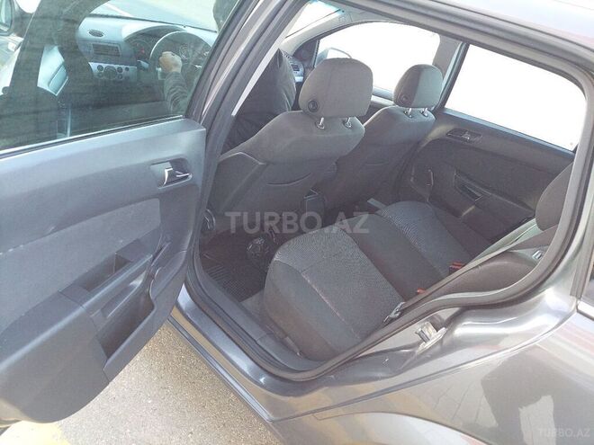 Opel Astra 2010, 157,000 km - 1.3 л - Bakı