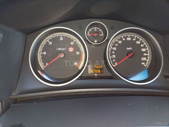 Opel Astra 2010, 157,000 km - 1.3 л - Bakı