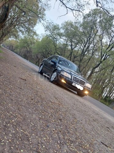 Mercedes C 240 1998, 380,000 km - 2.4 л - Cəlilabad