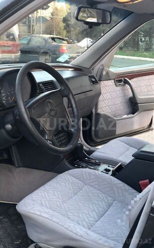 Mercedes C 220 1995, 312,600 km - 2.2 l - Bakı