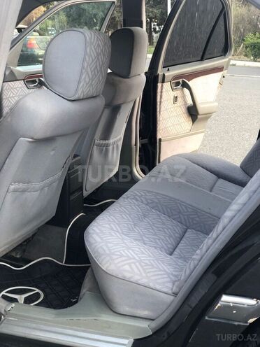 Mercedes C 220 1995, 312,600 km - 2.2 l - Bakı