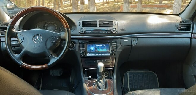 Mercedes E 220 2004, 382,145 km - 2.0 l - Sumqayıt