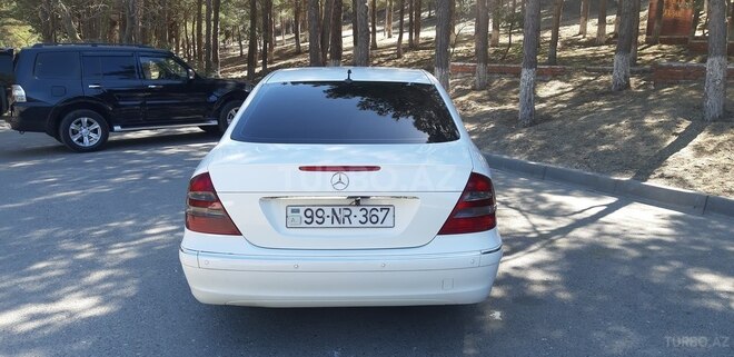 Mercedes E 220 2004, 382,145 km - 2.0 l - Sumqayıt