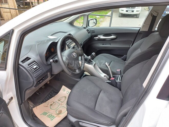 Toyota Auris 2007, 207,000 km - 1.4 л - Bakı
