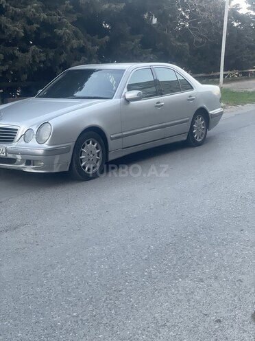 Mercedes E 220 1999, 370,000 km - 2.2 l - Bakı