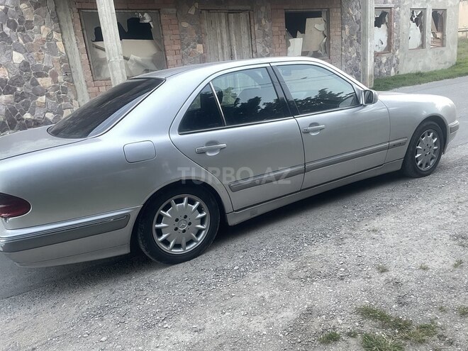 Mercedes E 220 1999, 370,000 km - 2.2 l - Bakı