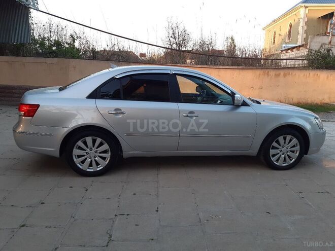 Hyundai Sonata 2008, 88,800 km - 2.0 l - Salyan