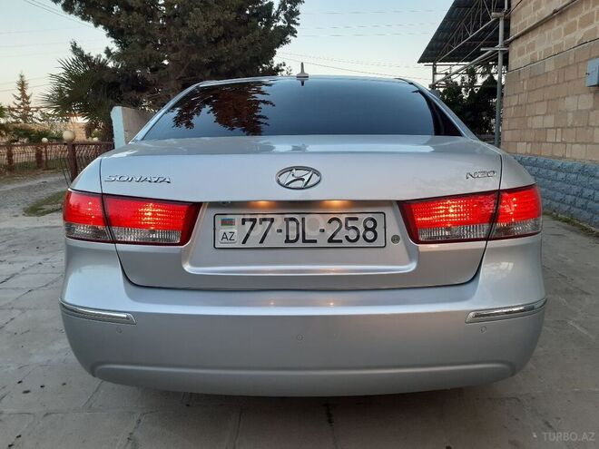 Hyundai Sonata 2008, 88,800 km - 2.0 l - Salyan