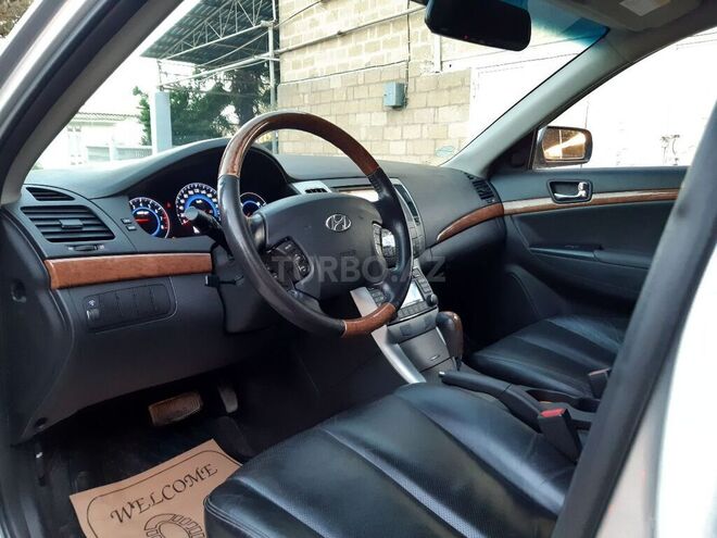 Hyundai Sonata 2008, 88,800 km - 2.0 l - Salyan
