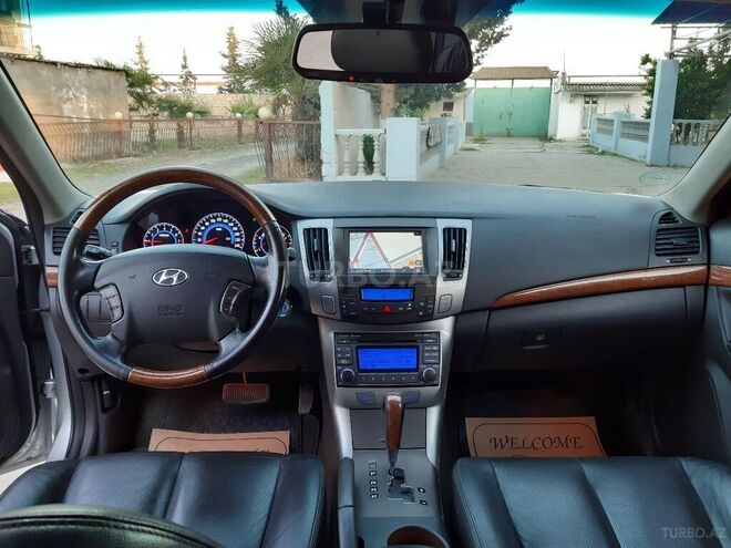 Hyundai Sonata 2008, 88,800 km - 2.0 l - Salyan