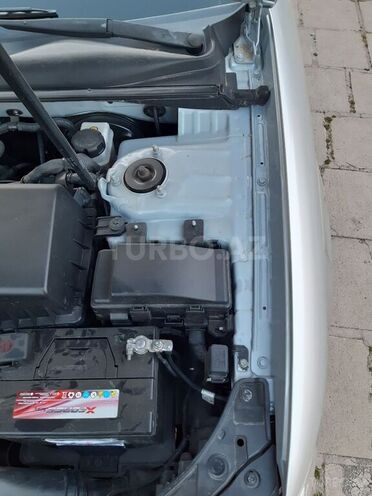 Hyundai Sonata 2008, 88,800 km - 2.0 l - Salyan