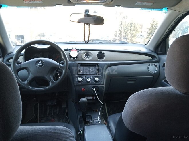 Mitsubishi Airtrek 2003, 295,000 km - 2.0 л - Bakı