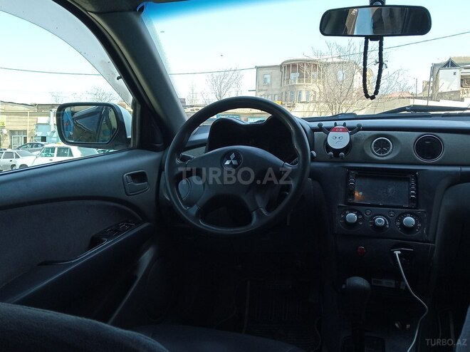 Mitsubishi Airtrek 2003, 295,000 km - 2.0 л - Bakı